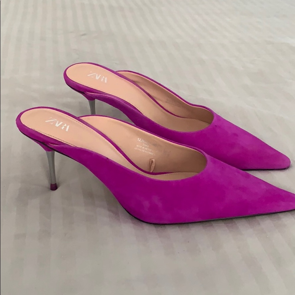 Pointy shoes